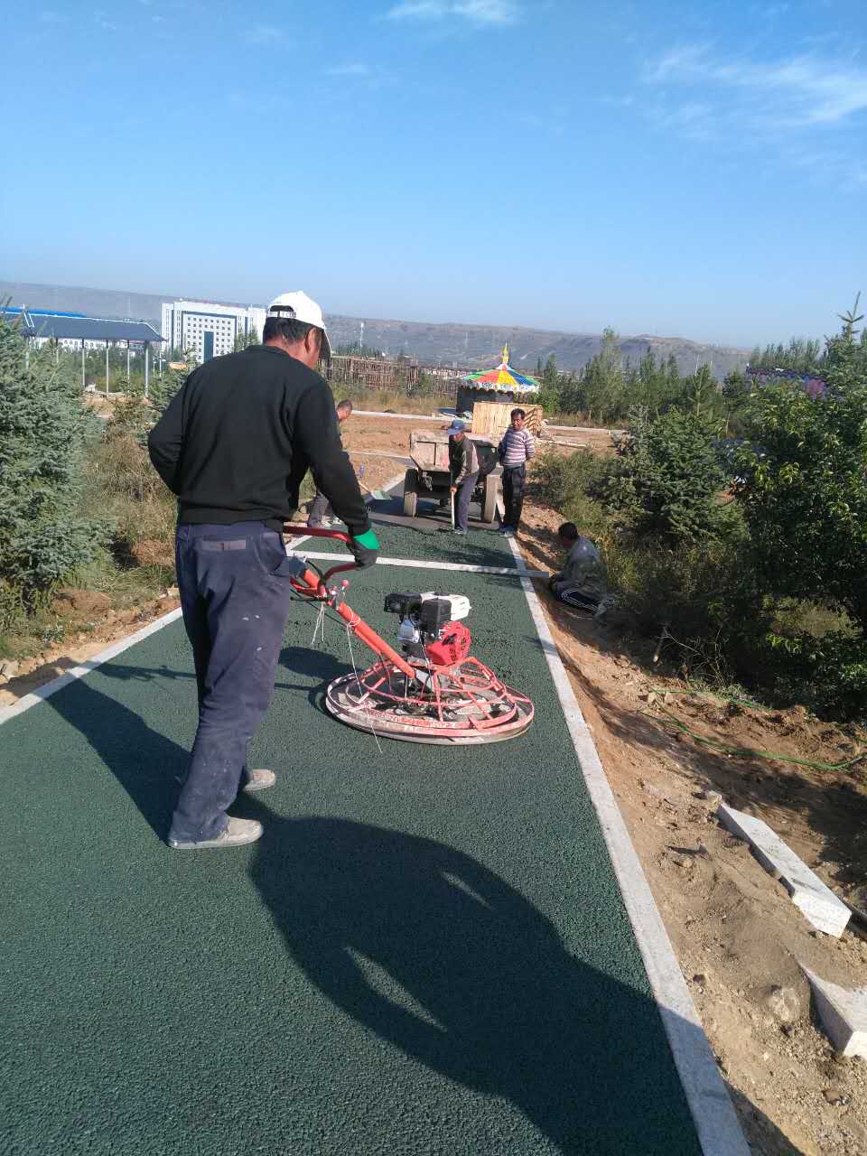 烏蘭察布生態山透水地坪